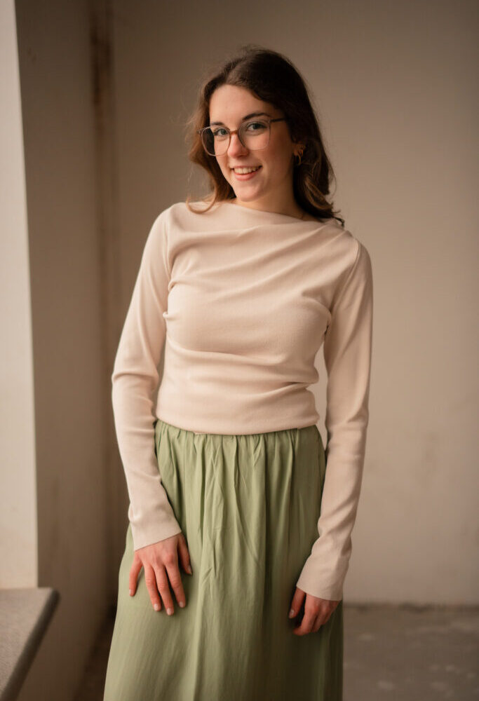 Twisted top 7702 beige