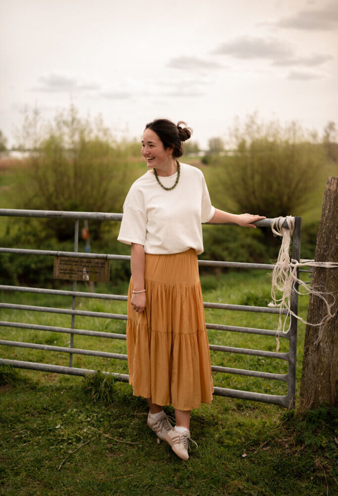 april 519 skirt mustard vic