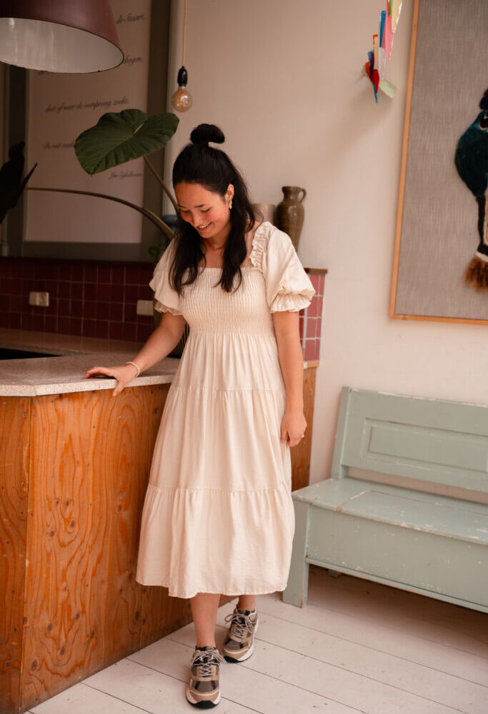 saar dress beige